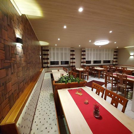Gasthof Zum Goldenen Hirschen Hotel Geroldsgrun Ngoại thất bức ảnh